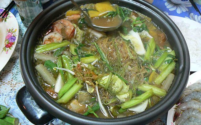 Lẩu mắm ngon ở Sài Gòn